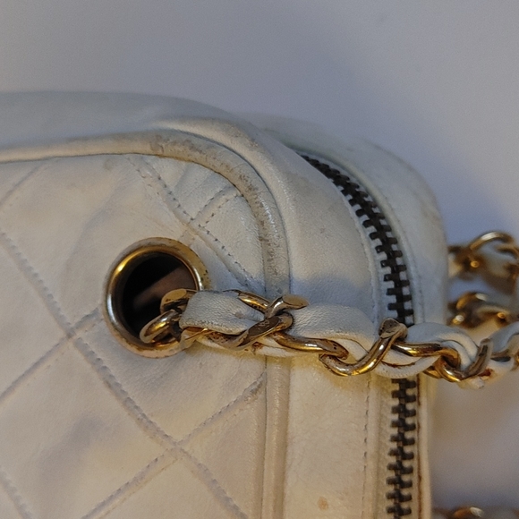 VTG Chanel White Bag - Picture 14 of 16